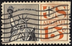 Stamps United States -  Statue of Liberty