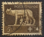 Stamps : Europe : Italy :  Loba amamantando a Rómulo  y Remo.