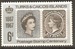 Stamps : America : Turks_and_Caicos_Islands :  RETRATO  DE  LA  REINA  ELIZABETH  Y  PRIMER  SELLO