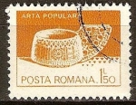 Stamps Romania -  Arte Popular-Cazo de madera de Valea Mare.