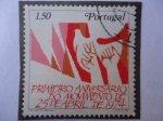 Sellos de Europa - Portugal -  Primer Aniversario do Movimento de 25 de Abril de 1974 - De Luis Felipe de Abreu
