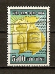 Stamps Vietnam -  Antorcha,Mapa y Constitucion.