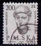 Stamps Poland -  Cabezas esculpidas del castillo de Wawel