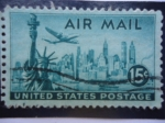 Sellos de America - Estados Unidos -  Estatua de la Libertad - Horizonte de Nueva york - Avión de vigilancia Lockheed U2