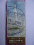 Stamps Argentina -  Pirámide de Mayo.