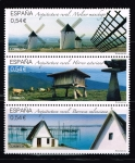 Sellos de Europa - Espa�a -  Edifil  4863-65  Arquitectura Rural.  Bloque de 3 sellos con distintos tipos de Arquitectura  Rural.