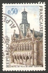 Stamps France -   1499 - Edificio  de la ciudad de San Quentin