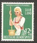 Stamps Germany -  Saar - 424 - Haciendo manteca
