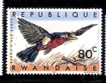 Stamps Africa - Rwanda -  Ave: Barbudo con pico dentado