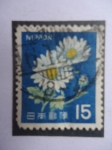 Stamps Japan -  Nippon - Flor de la Manzanilla.