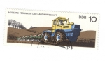 Sellos de Europa - Alemania -  Tecnología moderna en la agricultura.Tractor T-150
