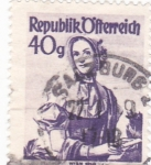 Stamps Austria -  Traje regional austriaco