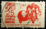 Stamps Mexico -  Mansajero en Motocicleta