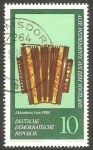 Stamps Germany -  1900 - Instrumento musical de Vogtland, acordeón