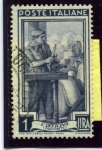 Stamps Italy -  Italia y el trabajo. Mecanico piamontes y monasterio de San Miguel
