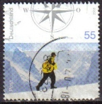 Stamps : Europe : Germany :  ALEMANIA 2005 Michel 2447 SELLO CARTERO POR LAS MONTAÑAS USADO