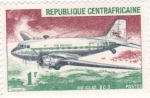 Sellos del Mundo : Africa : Rep_Centroafricana : avión de pasajeros Douglas Dc 3