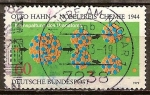 Stamps Germany -  Otto Hahn, Premio Nobel de Química 1944, la fisión nuclear del átomo de uranio.