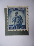 Stamps : Europe : Italy :  Familia.