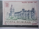 Sellos de Europa - Rumania -  Palatul-Cultuii- Iasi