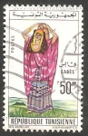 Stamps Tunisia -  558 - Traje típico de Gabés