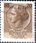 Stamps Italy -  Intercambio 0,20 usd 20 liras 1968