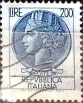 Stamps Italy -  Intercambio 0,20 usd 200 liras 1968