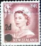 Sellos de Oceania - Nueva Zelanda -  Intercambio 0,20 usd 2 sobre 1,5 penny 1958