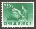 Stamps Indonesia -   384 - Máquina teletipo