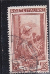 Stamps Italy -  vendedora de fruta