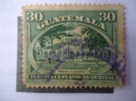 Stamps America - Guatemala -  U.P.U. 1926 - Parque La Aurora.