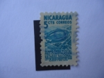 Stamps : America : Nicaragua :  Sobre-Tasa Postal Pro-Construcción Estadio Nacional (Ley de 19 de Enero de 1948)