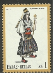 Sellos de Europa - Grecia -  1074 -Traje típico Berges, nómada de las montañas