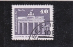 Sellos del Mundo : Europa : Alemania : puerta de Brandemburgo- Berlín