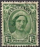 Stamps Australia -  reina isabel