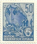 Stamps : Europe : Germany :  RDA. TRABAJADORES DEL PLAN QUINQUENAL. BARCO DE VAPOR OCEANICO. YVERT DD321B.