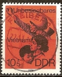 Sellos de Europa - Alemania -  Invincible Vietnam (DDR).