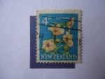 Stamps : Oceania : New_Zealand :  Flora: Puarangi.