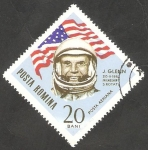 Sellos de Europa - Rumania -  191 - Conquista del Espacio, J. Glenn y bandera americana