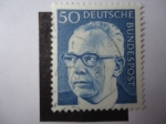Stamps Germany -  Gustavo Walter Henaimnn, 1899-1976 - S/1033.