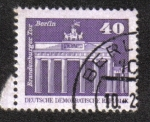 Stamps Germany -  La Puerta de Brandenburgo , Berlín