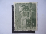 Sellos de Europa - Portugal -  Padre: Manuel Da Nobrega, fundador da Ciudad de Sao Paulo.