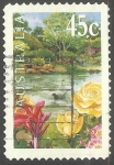 Stamps Australia -  Flores en el lago
