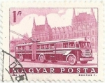 Stamps Hungary -  TRANSPORTES Y COMUNICACIONES. TROLEBÚS ARTICULADO. YVERT HU 1563