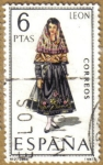 Stamps Spain -  LEON - Trajes tipicos españoles