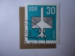 Stamps Germany -  Alemania DDR - Airmail (Mi/2752)