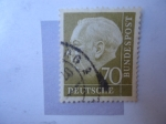 Stamps Germany -  Theodor Henss 1884-1963.Primer Presidente de la República Federal de Alemana