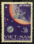 Stamps Vietnam -  Luna 9 lanzado hacia la luna