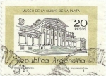 Sellos de America - Argentina -  MONUMENTOS HISTÓRICOS. MUSEO DE LA CIUDAD DE LA PLATA, VALOR FACIAL 20 p. YVERT AR 1129