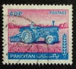 Stamps : Asia : Pakistan :  Tractor